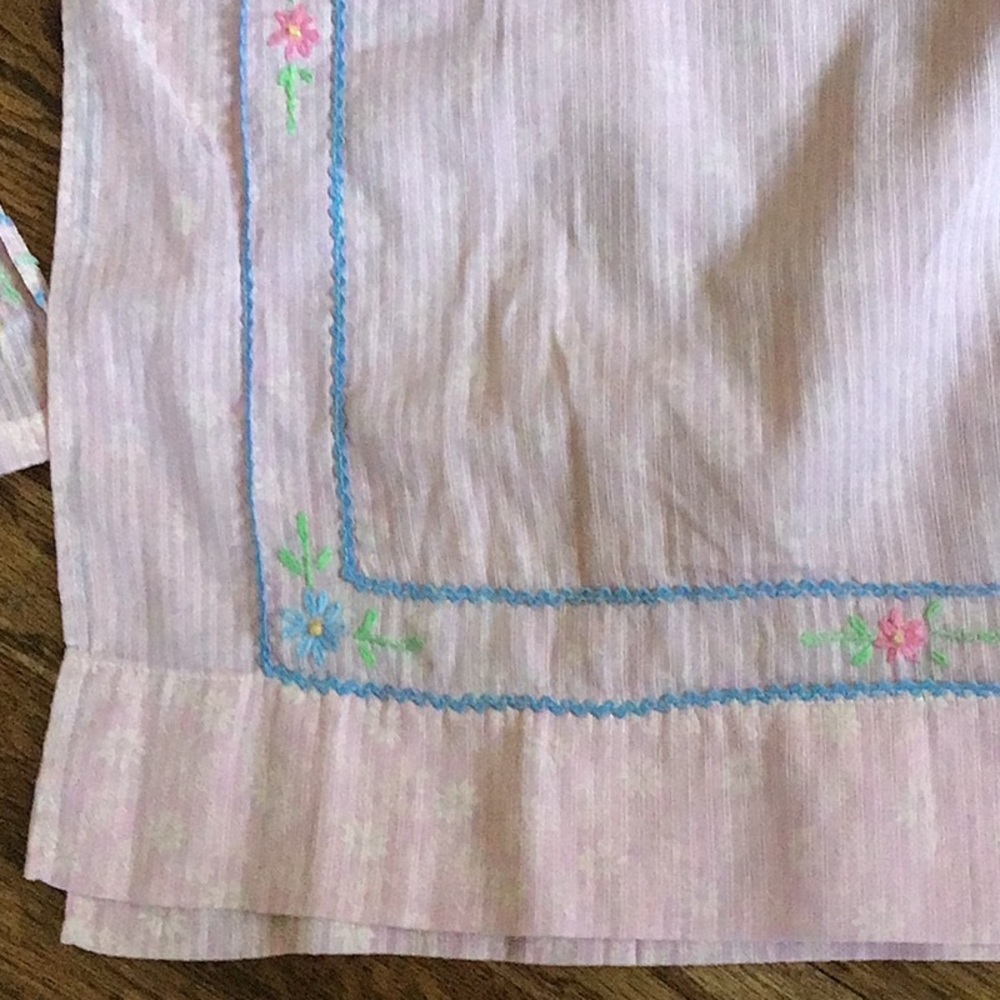 2 vintage aprons - Picture 4 of 11